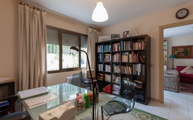 Cool apartment in Puerta del Hierro