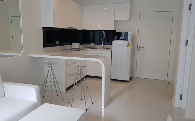 City Center Residence 1BR Pool View A306