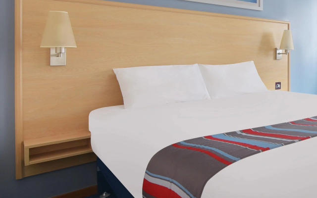 Travelodge Burton M6 Northbound