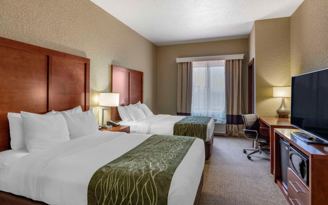 Comfort Inn & Suites