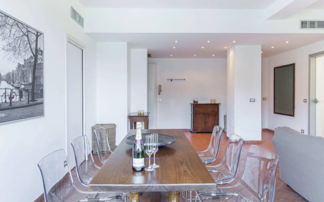 Suitelowcost - Stilicone