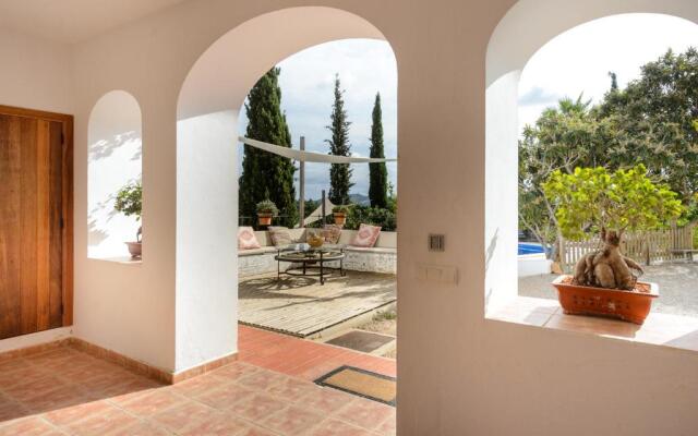 Can Rosa Ibiza, private pool, 10 minutes from the beach