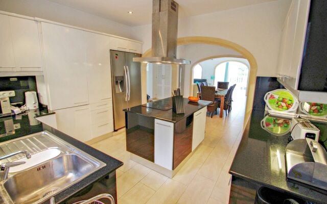Michelle - sea view villa with private pool in Benissa