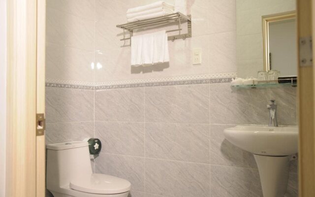 Jiny Tran Hotel