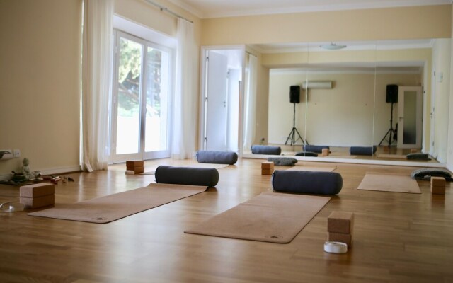 Soul Lab Residency Estoril - Hostel