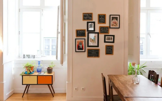 Living Lounge Hostel