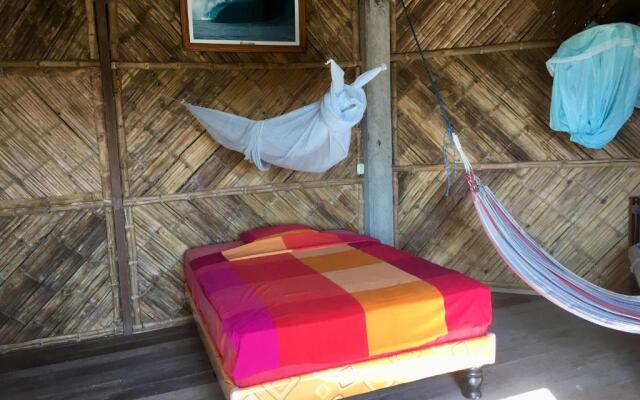 Hostal Puerto Engabao Surf Shelter