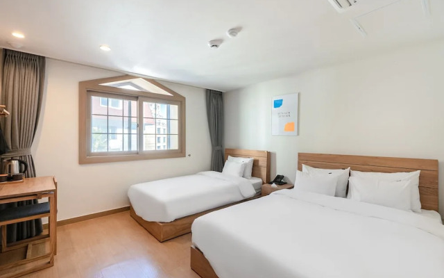 Sun Beach Hotel