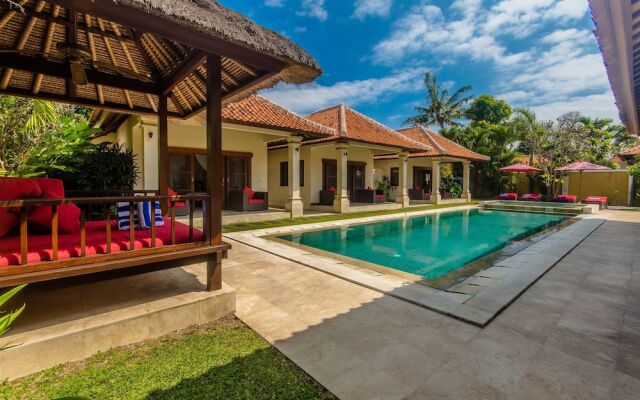 Villa Santhi