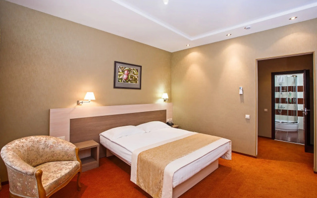 Metropol Hotel
