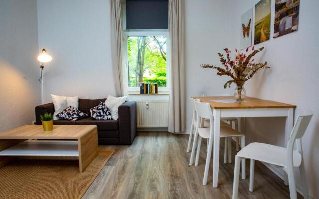 Ruhiges City Apartment "Altbauperle" mit Charme und 2 Schlafzimmern