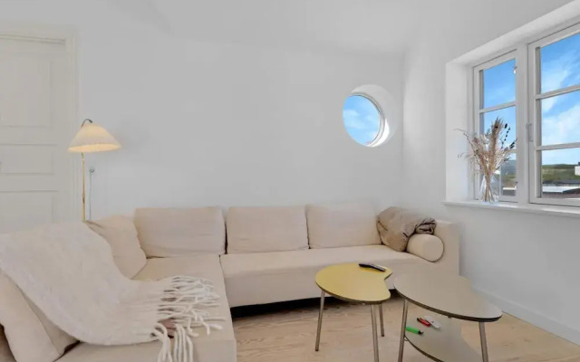 Centrally-located Retreat in Lokken