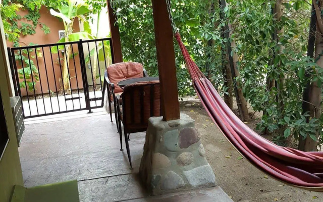 Los Arboles Hotel