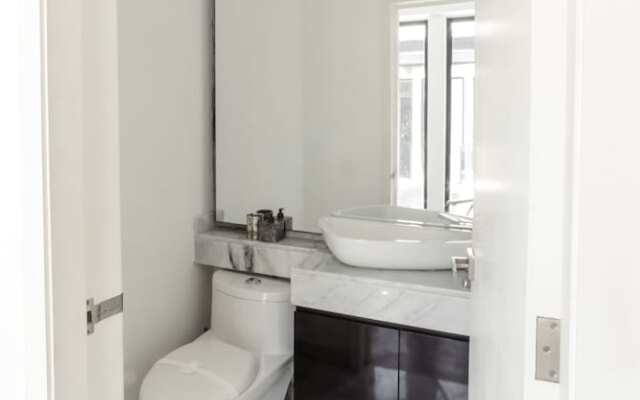 Bh78 Vip Penthouses Immersive Magic Experience