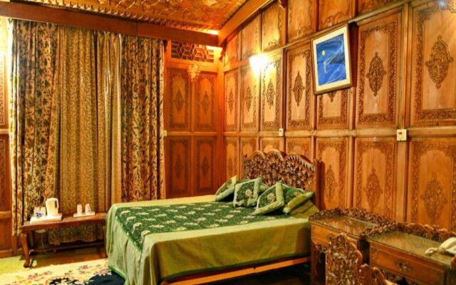 De laila House Boat