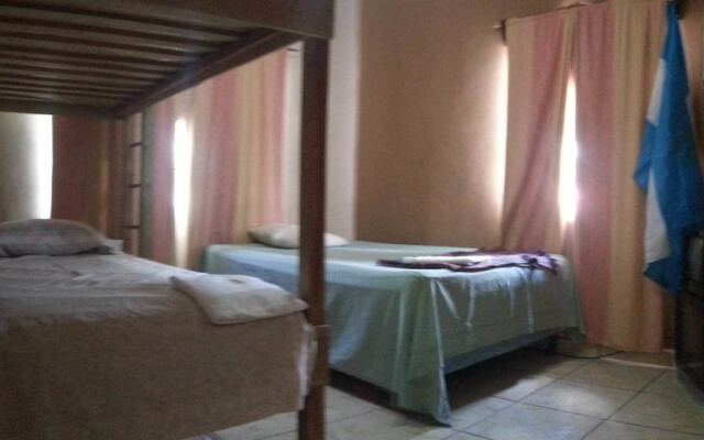 The Guaras Hostal - Hostel