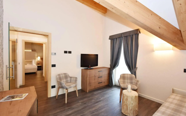 X Alp Hotel