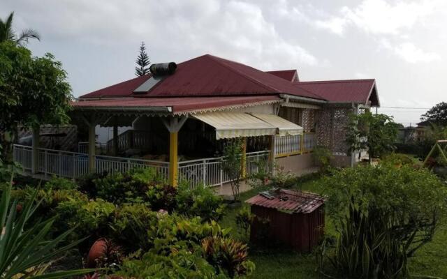 Superbe bungalow de 3 cac entre plage et montagne!