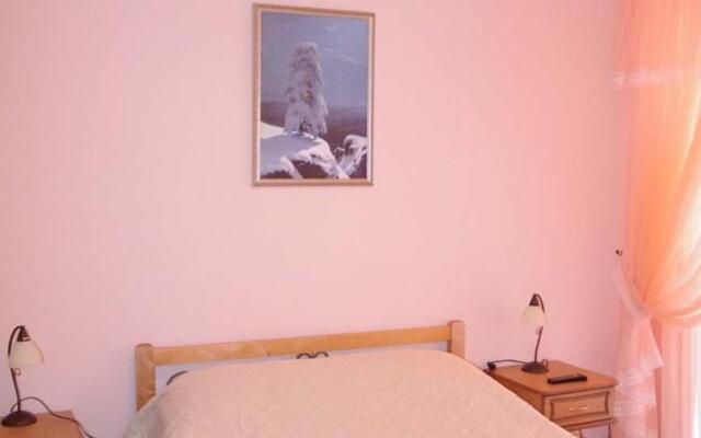 Hotel Uzhniy
