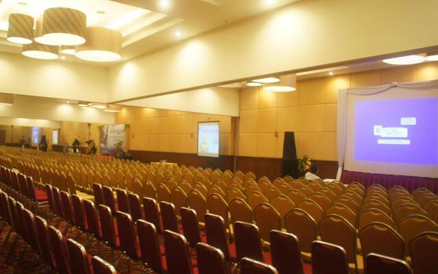 Lorin Dwangsa Solo Hotel