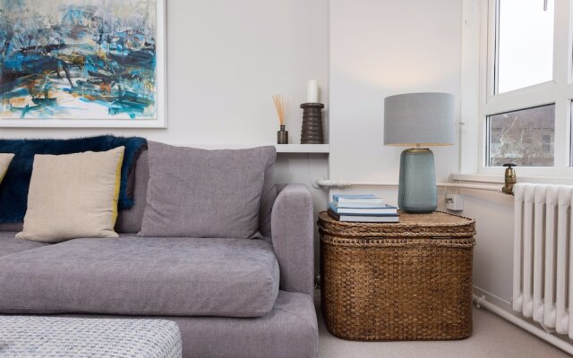 Chelsea 2 Bed Apartment