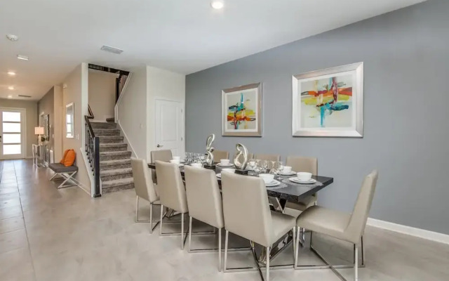 Storey Lake 9 BR Villa with Game Room
