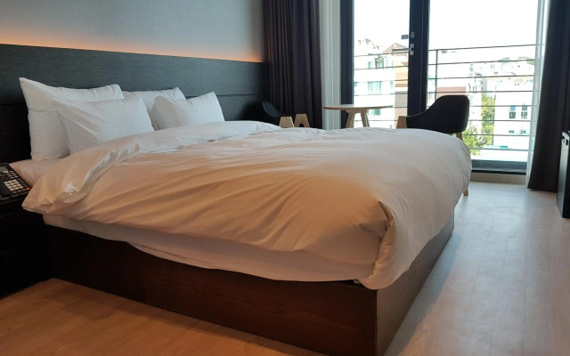 Suntree Hotel