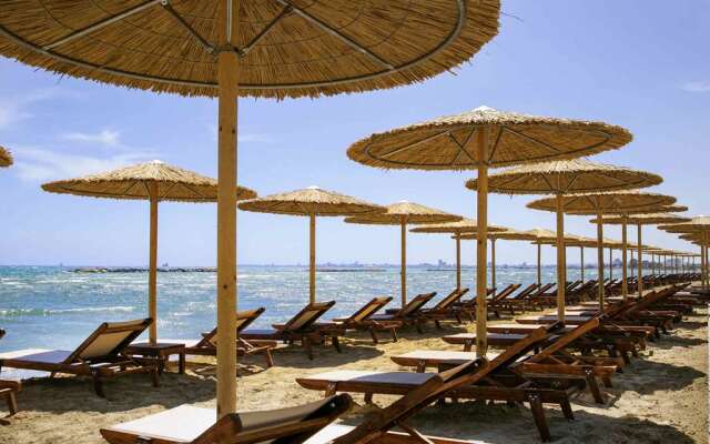 Mercure Larnaca Beach Resort