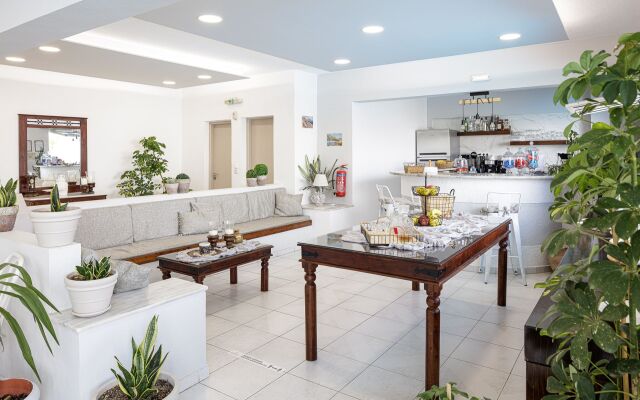 Kasteli Studios & Apartments