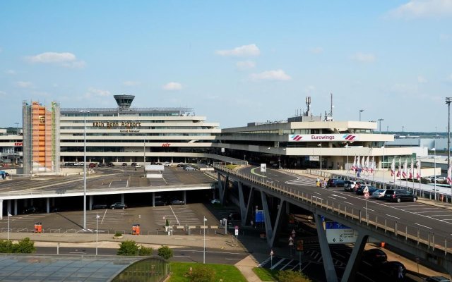 Moxy Cologne Bonn Airport