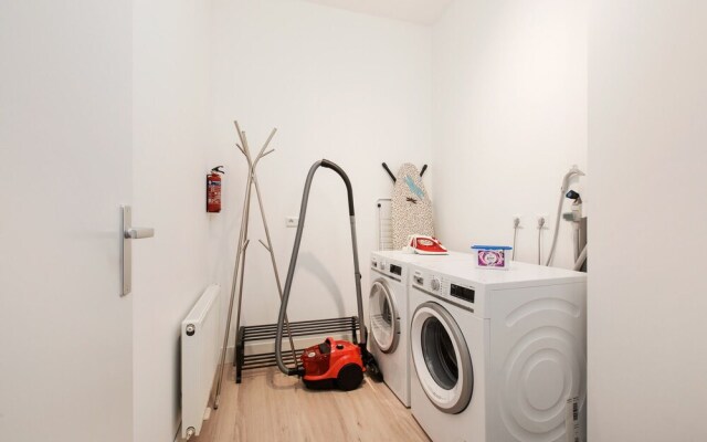 Windmill Apartment