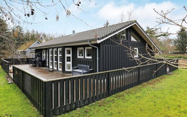 6 Person Holiday Home in Hals
