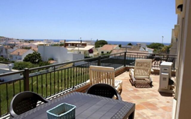 Domus Iberica Burgau Apts & Villas