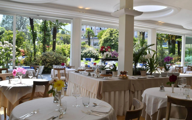 Hotel Royal