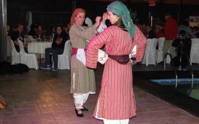 Fitos Inn Guest House