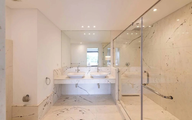 Mirage Residence 2Bedroom's at Golf View