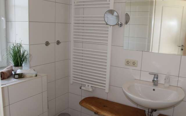 Quiet Apartment on the East Coast Rerik by the Lake