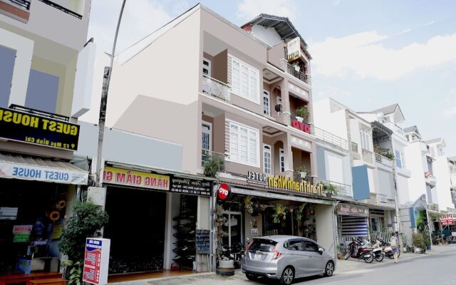 OYO 987 Thanh Thanh Nhan Hotel