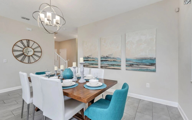 Stylish Home W/private Pool&spa, Near Disney!