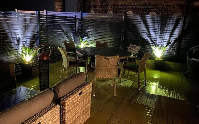 Host Stay Oxford House