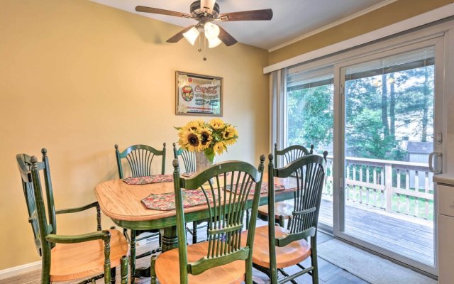 Bright Narragansett Beach Escape w/ Deck & Yard!