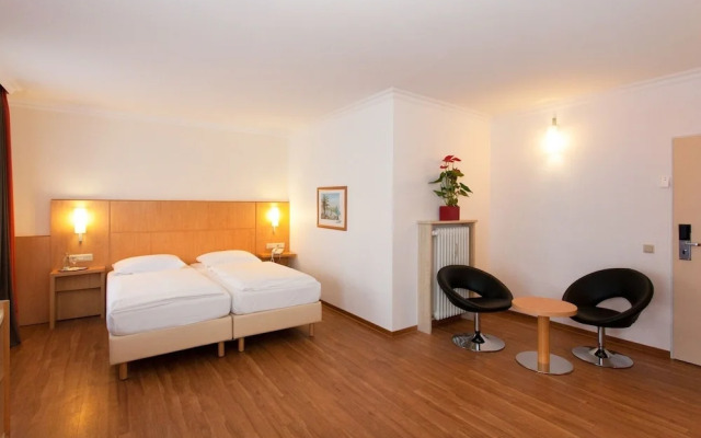 Saar City Hotel
