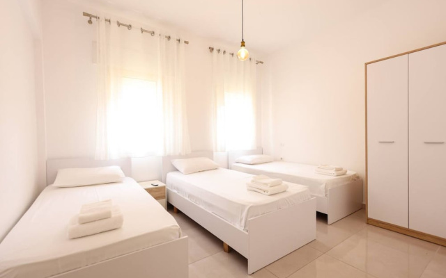 Perla Apartment 001 in Plazhi San Pietro