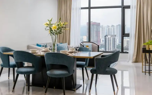 Pavilion Embassy Suites KL by Perfect Host