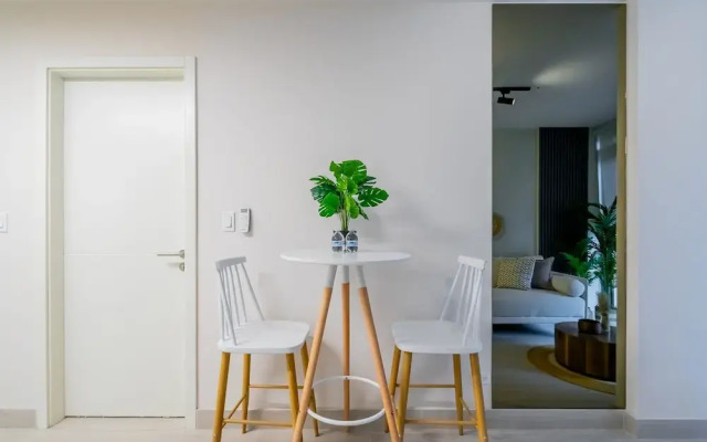w Majestic 1BR w Fantastic Deco in Casco View
