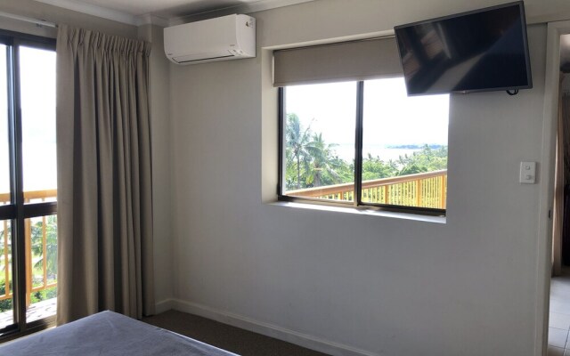 Coral Towers Holiday Suites