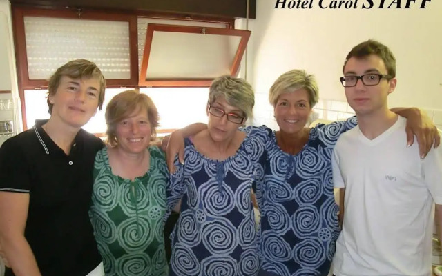 Hotel Carol