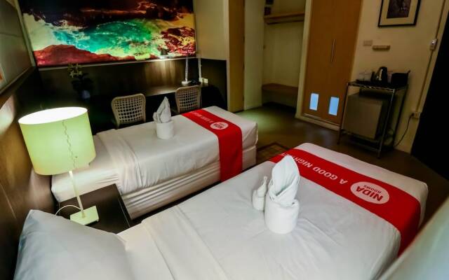 Nida Rooms the Metro Bangrak 210