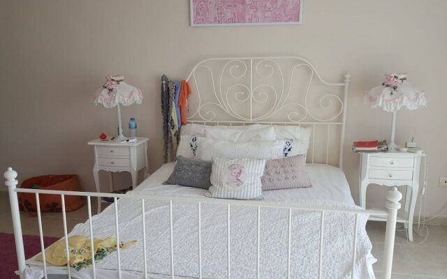 BO062 by Villaofsummer