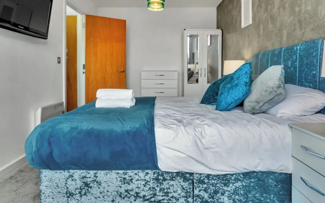 2 Bed Penthouse With Beautiful City Views